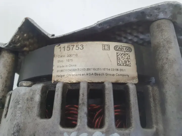 Volvo XC90 4.4 V8 ALTERNATOR BOSCH