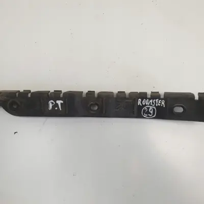 Skoda Roomster PRAWY ŚLIZG ZDERZAKA Mocowanie tył