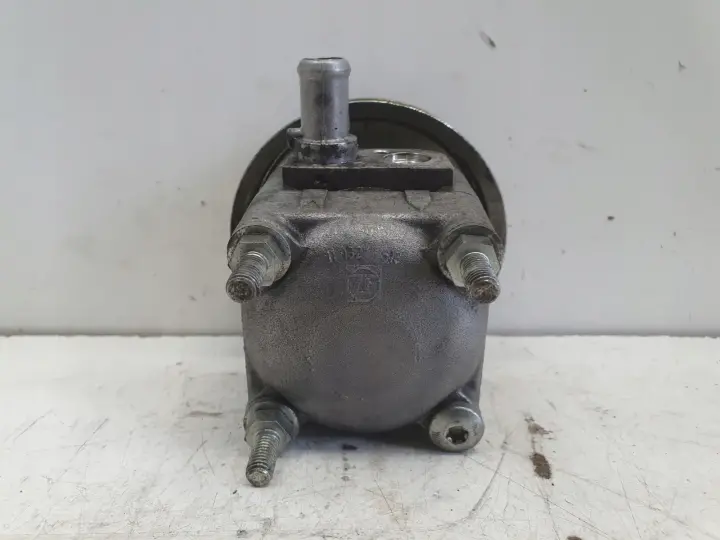 Volvo S80 II V70 III 2.4 D5 POMPA WSPOMAGANIA 31202095