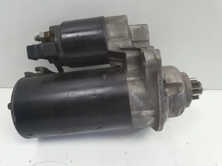 VW Bora 1.9 TDI ROZRUSZNIK bosch 0001125042