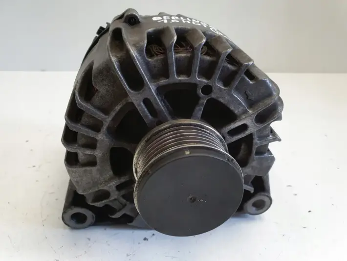 Citroen Berlingo II 1.6 HDI ALTERNATOR valeo 9665617780