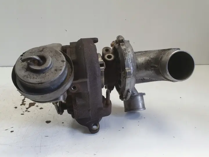 Toyota RAV4 RAV-4 III 2.2 D4D TURBOSPRĘŻARKA turbo 17201-26020