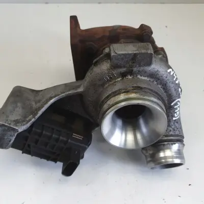 BMW E87 E90 E91 2.0 D N47 TURBOSPRĘŻARKA turbo 7800594