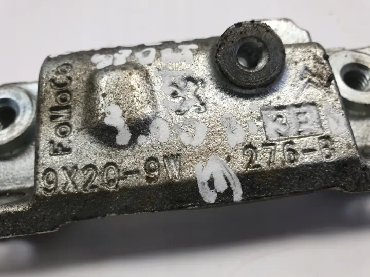 Range Rover Sport II 3.0 D ŁAPA SILNIKA wspornik