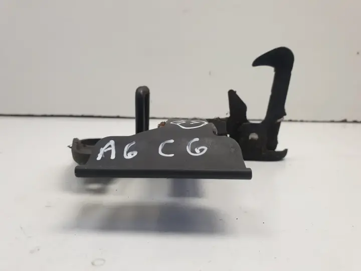 Audi A6 C6 RYGIEL MASKI Zamek