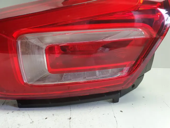 Volvo XC40 TYLNA LAMPA LEWA lewy tył kierowcy Europa 31446790