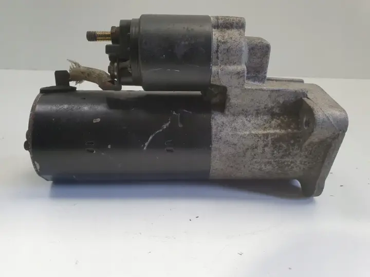 VW Passat B5 1.9 TDI ROZRUSZNIK 068911024H bosch
