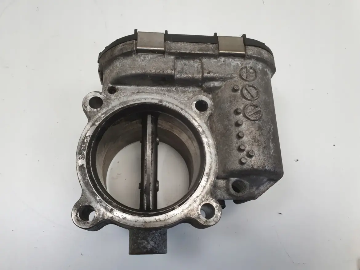 Volvo S60 II V60 2.0 D D3 PRZEPUSTNICA 31216665 bosch 0280750520