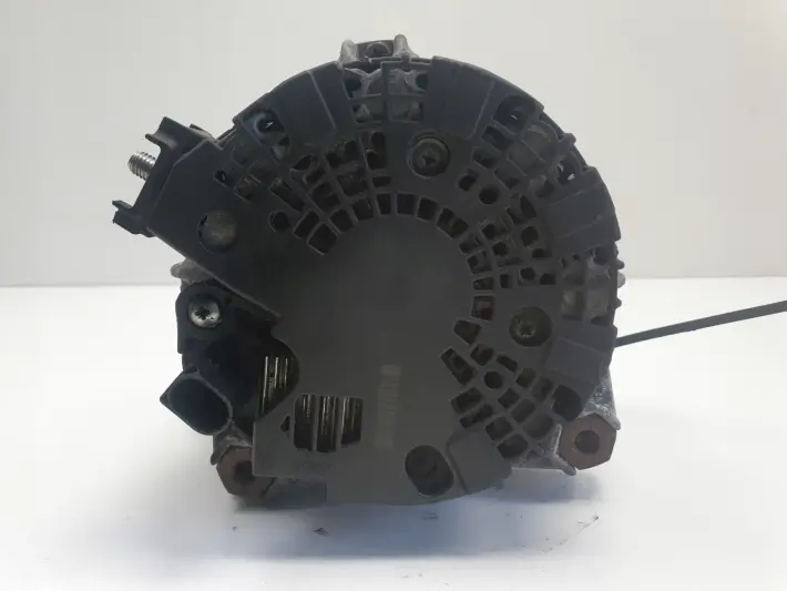 Volvo XC60 XC90 II 2.0 D4 D5 ALTERNATOR 30659580 0125812009 215A