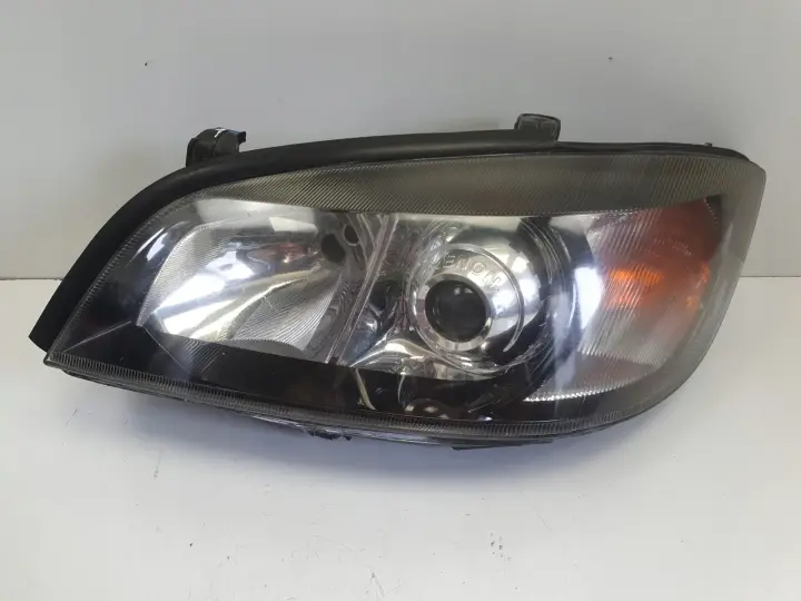 Opel Zafira A PRZEDNIA LAMPA LEWA lewy przód XENON 0301116271 24434826