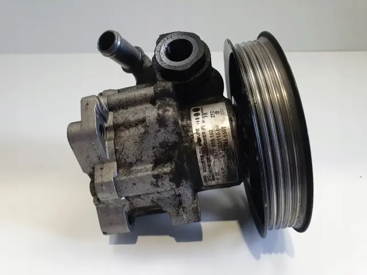 Audi 4 B6 1.9 TDI POMPA WSPOMAGANIA 8D0145156T