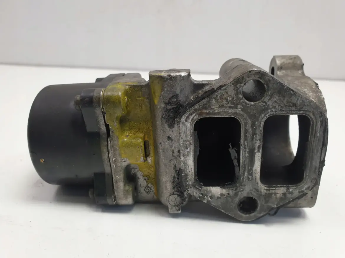 Pajero III 3.5 GDI V6 ZAWÓR EGR oryginał