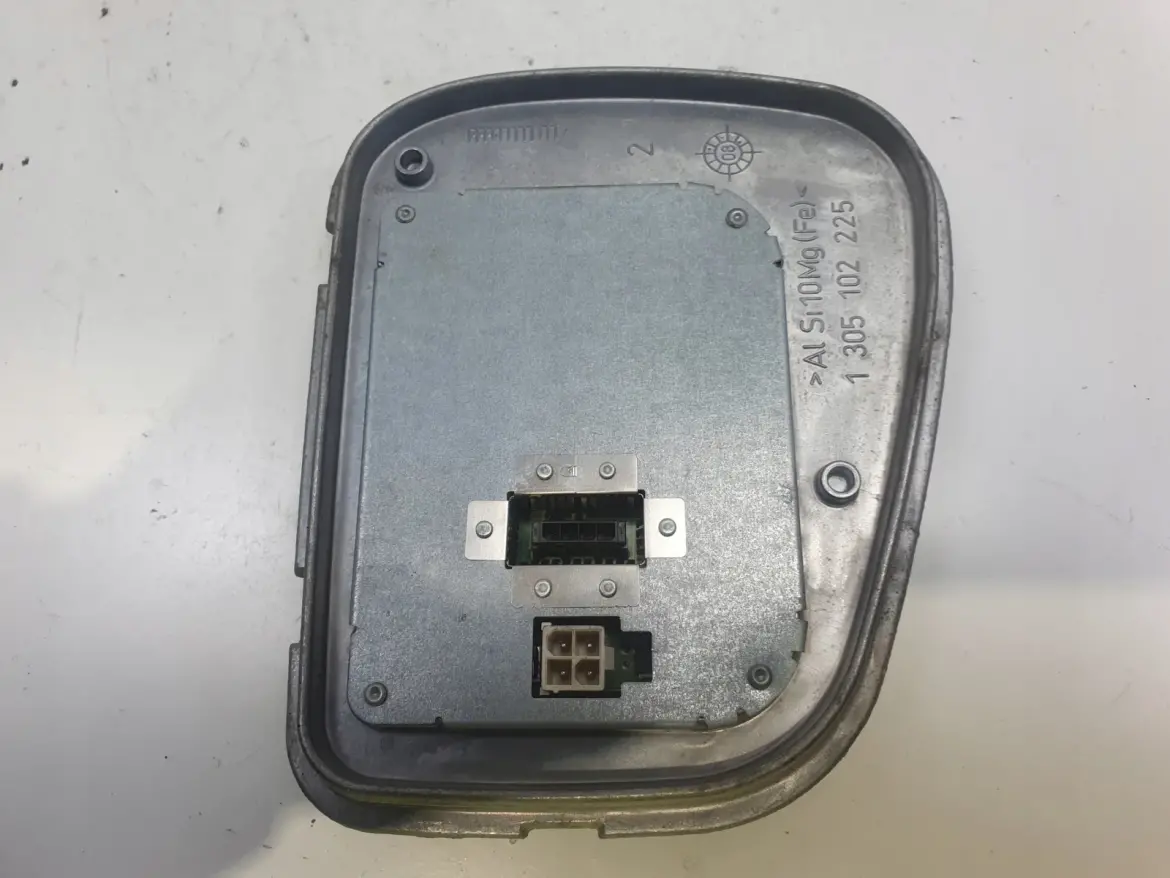 Volvo S40 II V50 LIFT PRZETWORNICA XENON KSENON LEWA 1307329209