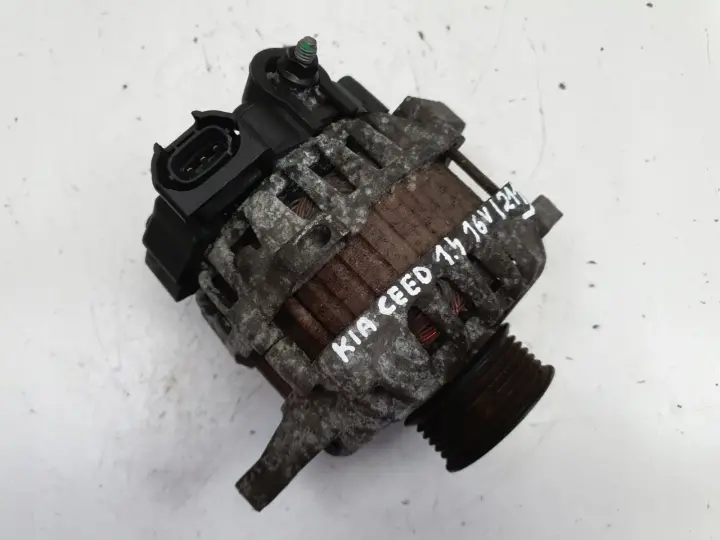 Kia Ceed 1.4 16V ALTERNATOR valeo 37300-2B500 2608483