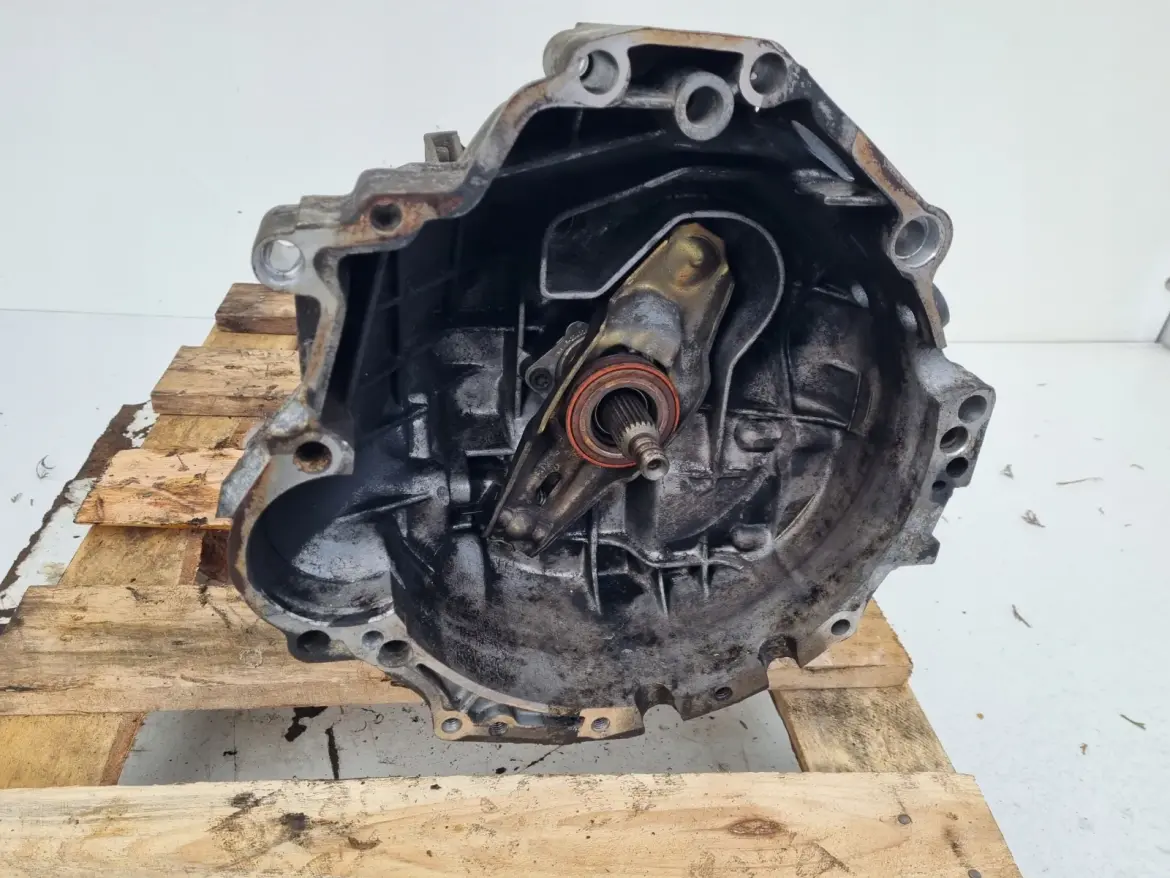 Audi A6 C5 1.8 T turbo SKRZYNIA BIEGÓW DHW manualna MANUAL