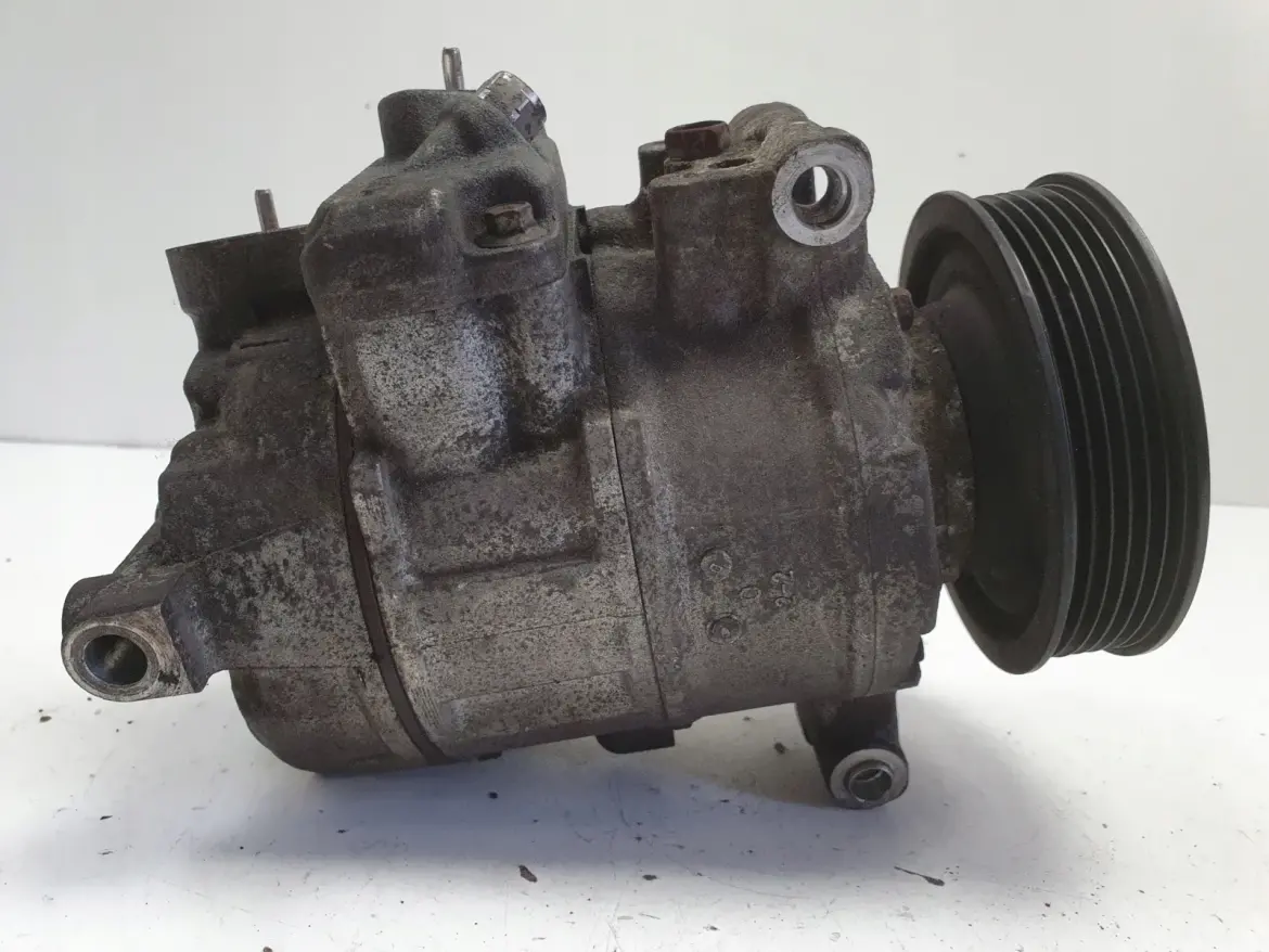 VW Golf VI 1.4 16V SPRĘŻARKA KLIMATYZACJI 1K0820859J