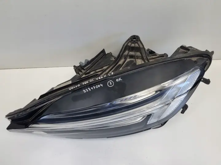 Volvo V60 II S60 III PRZEDNIA LAMPA LEWA LEWY PRZÓD full led 32347004