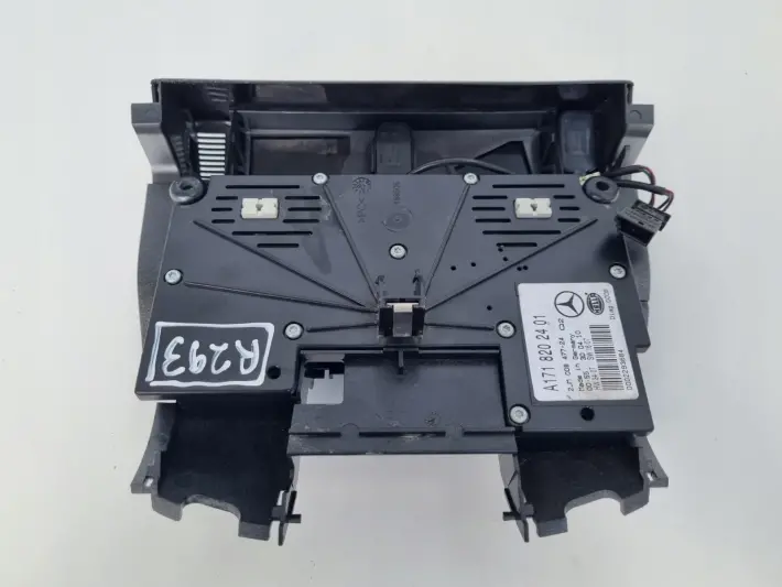 Mercedes SLK R171 LAMPKA OŚWIETLENIA KABINY Wnętrza A1718202401