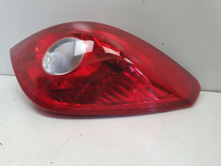 Opel Corsa D 3D 06-14r TYLNA TYLNIA LAMPA PRAWA PRAWY TYŁ 13211841 89038963