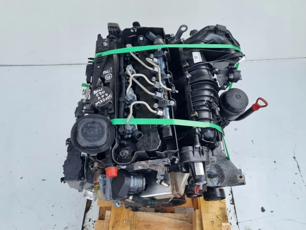 SILNIK KOMPL BMW E90 E91 E92 2.0 D DIESEL wtryski piezoelektryczne N47D20C