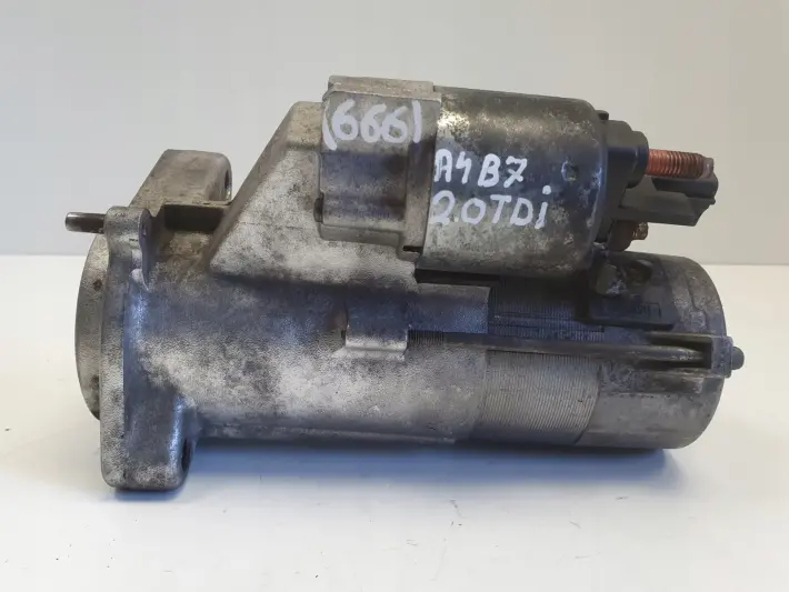 Audi A4 B6 1.9 TDI ROZRUSZNIK valeo 068911024L