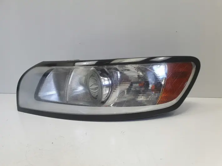 Volvo S40 II V50 LIFT PRZEDNIA LAMPA LEWA lewy przód 31265694 ZWYKŁA ŁADNA