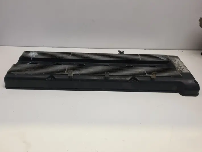 Jaguar XJ XJ6 XJ 6 3.2 POKRYWA ZAWORÓW