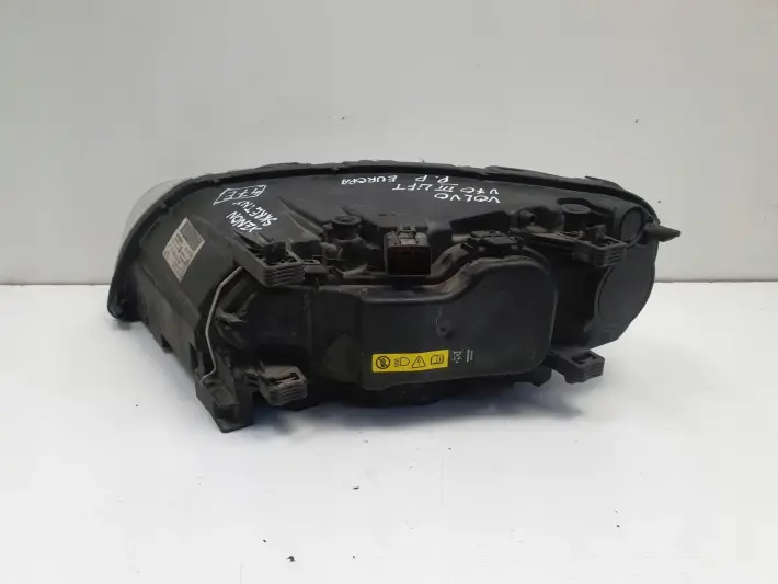 Volvo S80 II V70 III XC70 II LIFT PRZEDNIA LAMPA PRAWA PRAWY PRZÓD 31420014