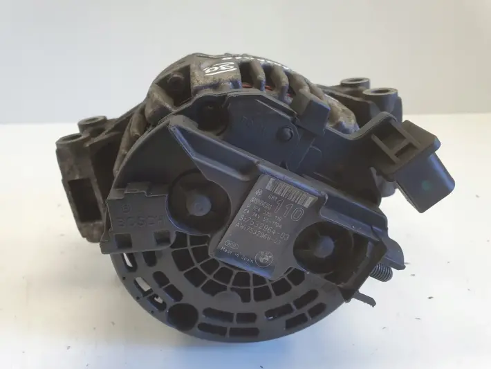 BMW E87 E90 2.0 i ALTERNATOR 110A 0124325116 bosch 7532964