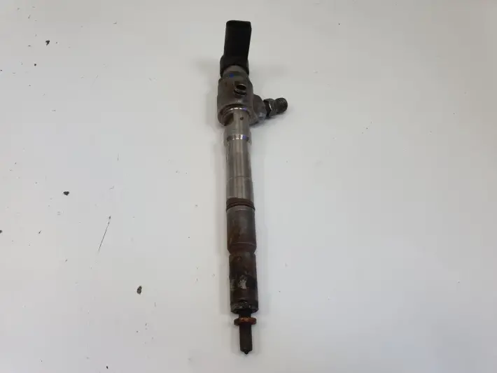 Audi A3 II 8P 1.6 TDI WTRYSKIWACZ wtrysk 03L130277B