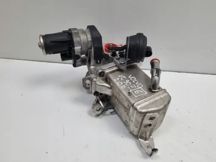 270531f1bc505809a40181904db6ba31