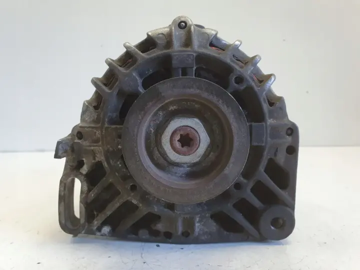 Renault Clio II 1.2 16V ALTERNATOR 95A 7700437090 valeo