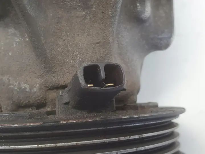 Subaru Legacy IV 2.0 B SPRĘŻARKA KLIMATYZACJI pompa 447260-7940