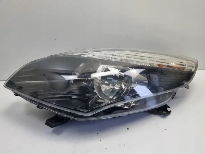 Renault Scenic III PRZEDNIA LAMPA LEWA lewy przód EUROPA 260600023R