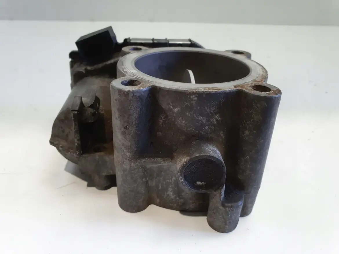 Mercedes Sprinter 906 3.0 CDI V6 PRZEPUSTNICA A6420900270 0281002894