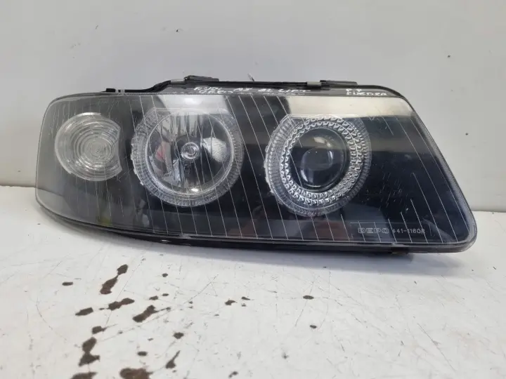Audi A3 8L 00-03r LIFT PRZEDNIA LAMPA PRAWA PRAWY PRZÓD europa 08-441-1160R