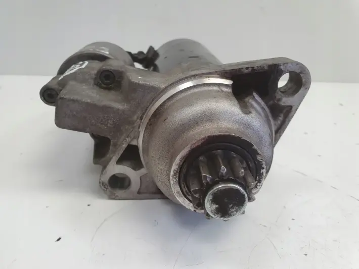 VW Golf V 2.0 SDI ROZRUSZNIK Bosch 0001123018