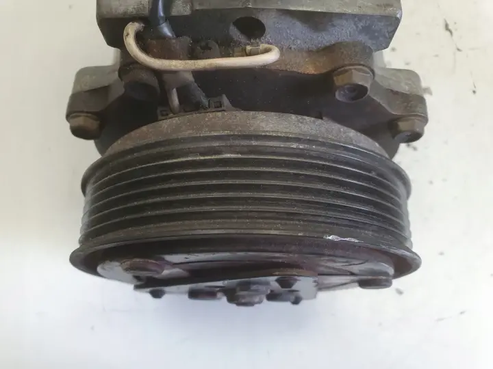 Mitsubishi Space Star 1.9 DID SPRĘŻARKA KLIMATYZACJI pompa 8200040681