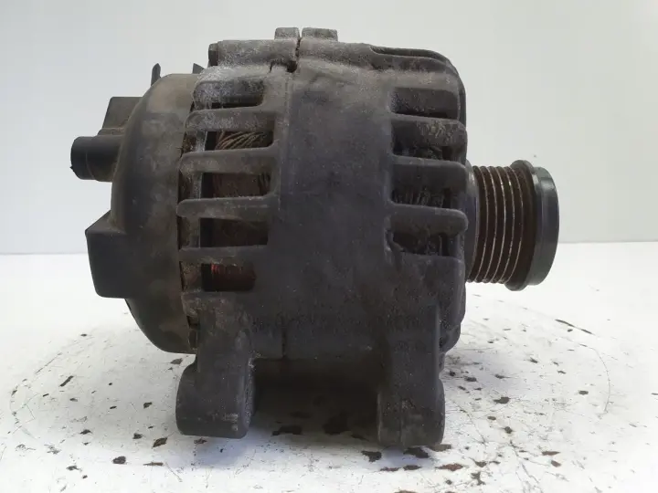 Volvo S40 II 1.6 D2 ALTERNATOR Valeo 30659390 150A