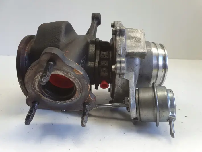 Volvo V40 II 2.0 D D2 TURBOSPRĘŻARKA turbo 31380130