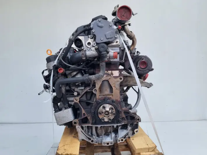 SILNIK KOMPLET Audi A4 B6 1.9 TDI 130KM AVF