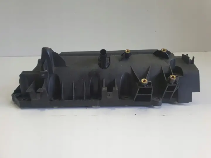 Renault Clio III 1.2 16V POKRYWA ZAWORÓW 8200331491