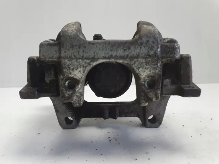 Volvo V60 XC60 II TYLNY ZACISK HAMULCOWY prawy tył P32301468