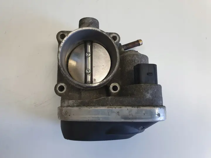 Mini Cooper R50 R53 1.6 16V PRZEPUSTNICA 7509043