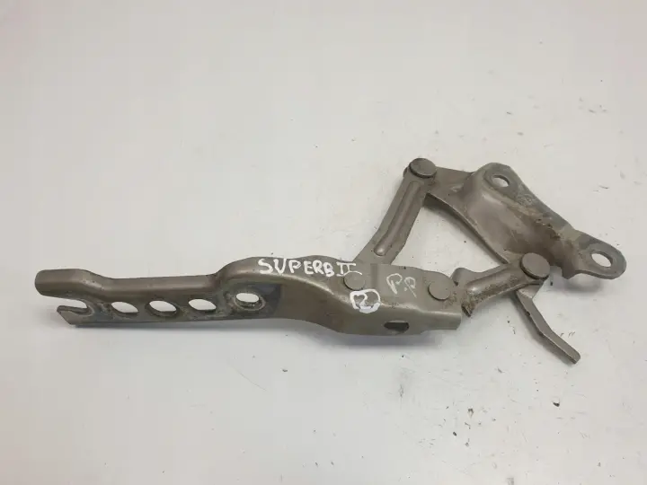 Skoda Superb II ZAWIAS MASKI prawy przód PASAŻERA