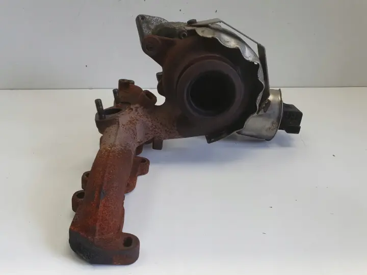 VW Polo V 1.6 TDI TURBOSPRĘŻARKA 03L253016H
