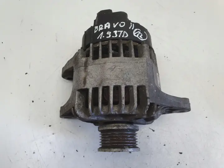 Fiat Bravo II 1.9 JTD ALTERNATOR 90A 51859058 denso