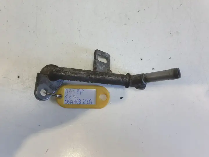 Audi A3 II 8P 1.6 8V KRÓCIEC WODY 06A103212A