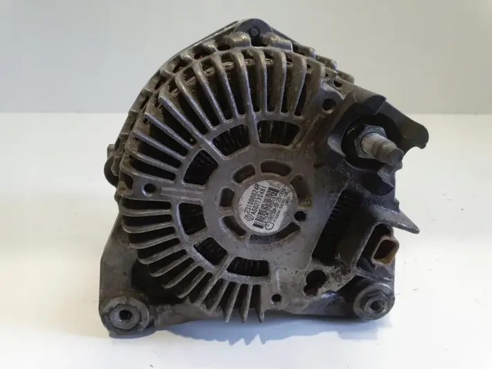 Renault Megane III 1.4 TCe ALTERNATOR 231000024R