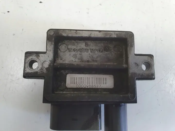 BMW E46 2.0 D PRZEKAŹNIK ŚWIEC ŻAROWYCH 7786821